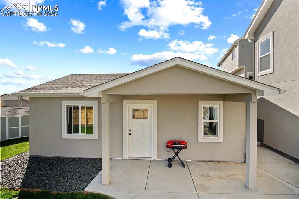 Image 30 of 36: BONUS HOUSE!