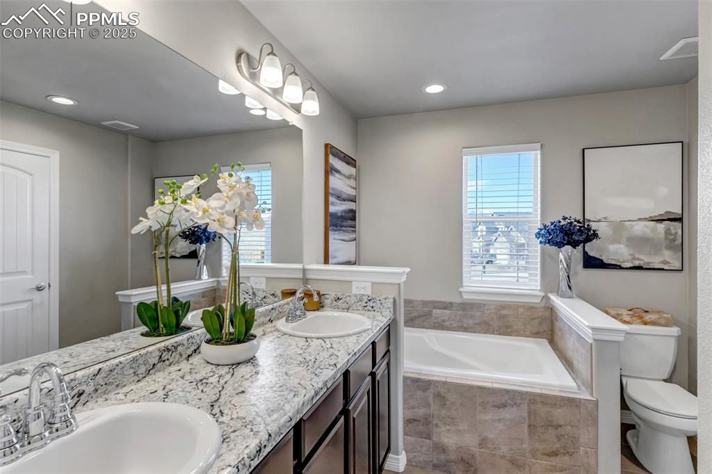 Image 17 of 35: Master Bathroom