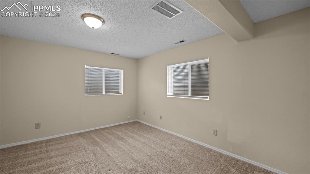 Image 23 of 36: Living Room