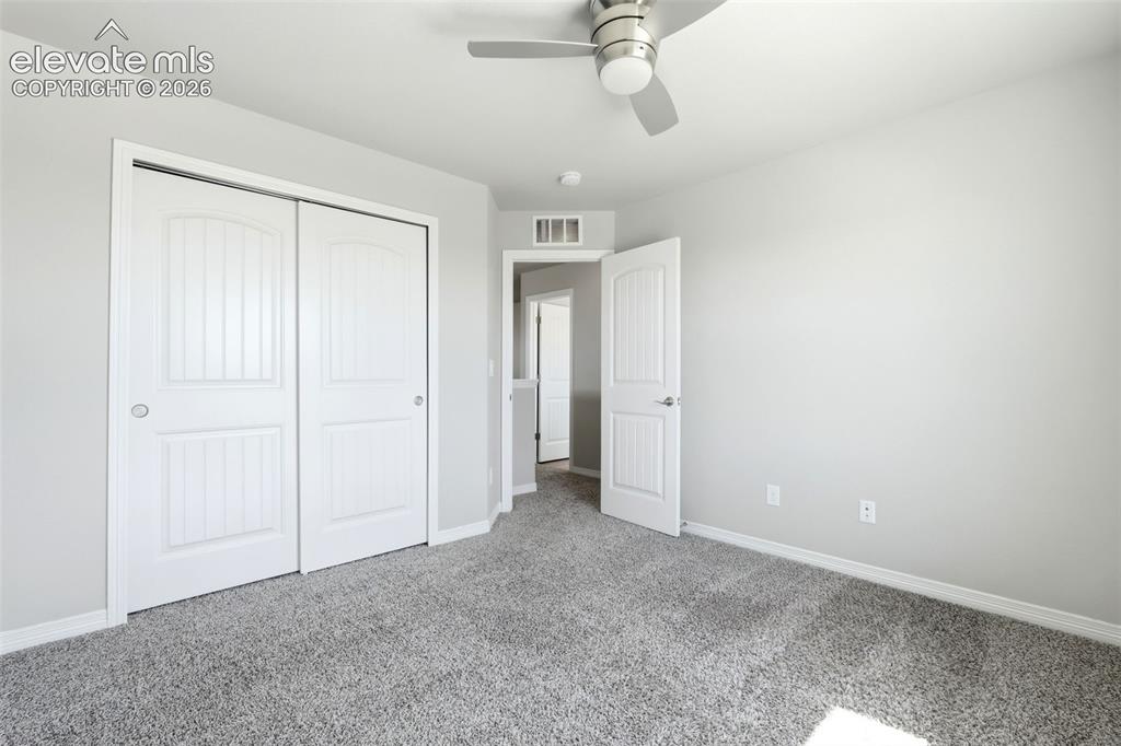 Image 20 of 44: Upstairs bedroom 2