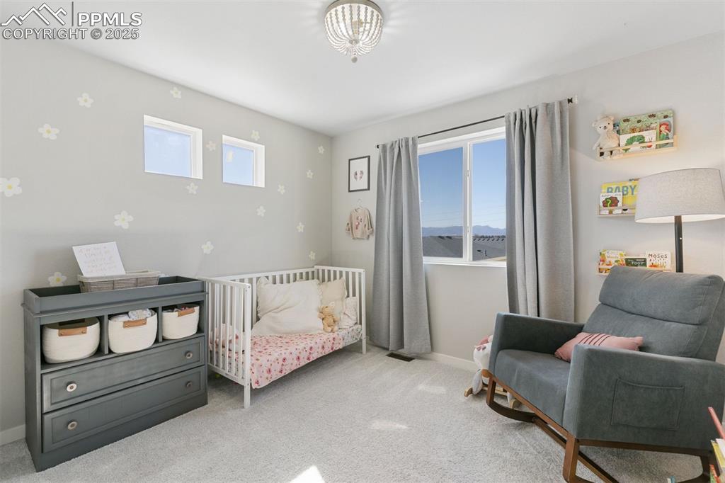 Image 21 of 30: Bedroom