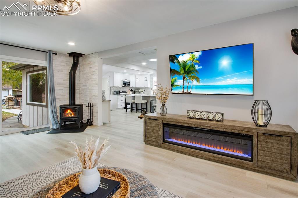 Image 6 of 45: Living Room