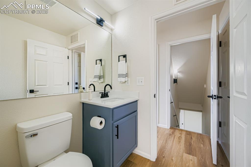 Image 13 of 29: Bathroom