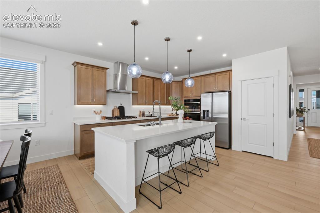 Image 10 of 49: Chefs kitchen 