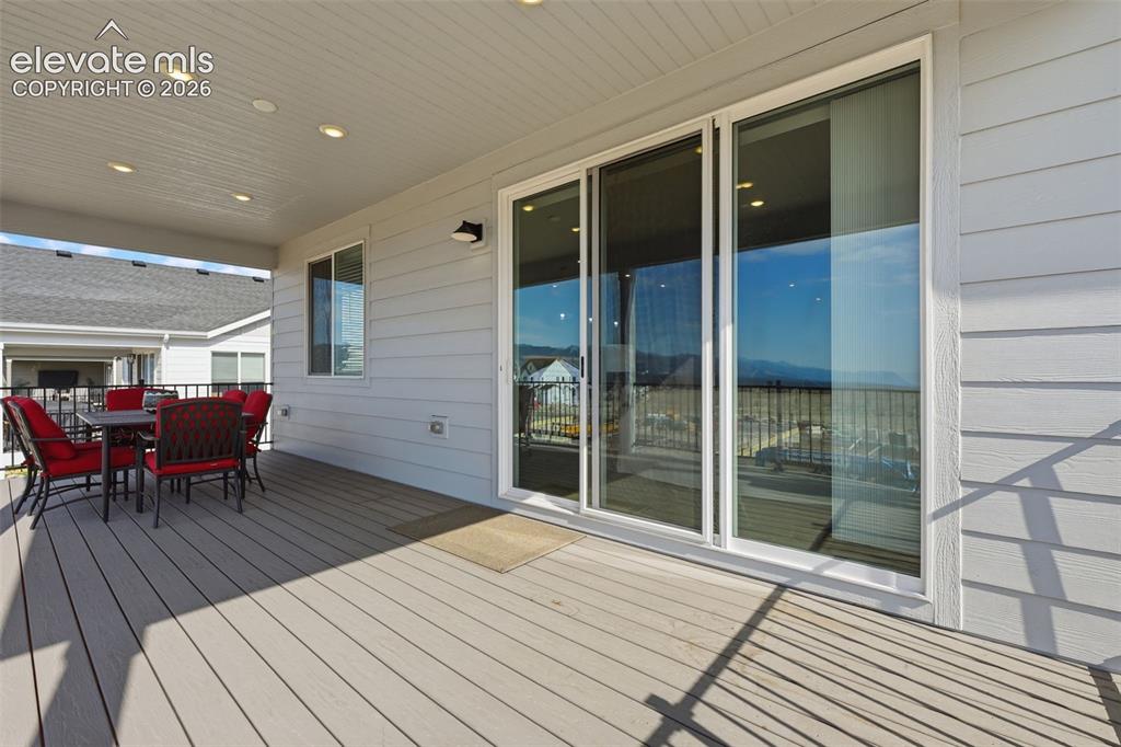 Image 41 of 49: Deck