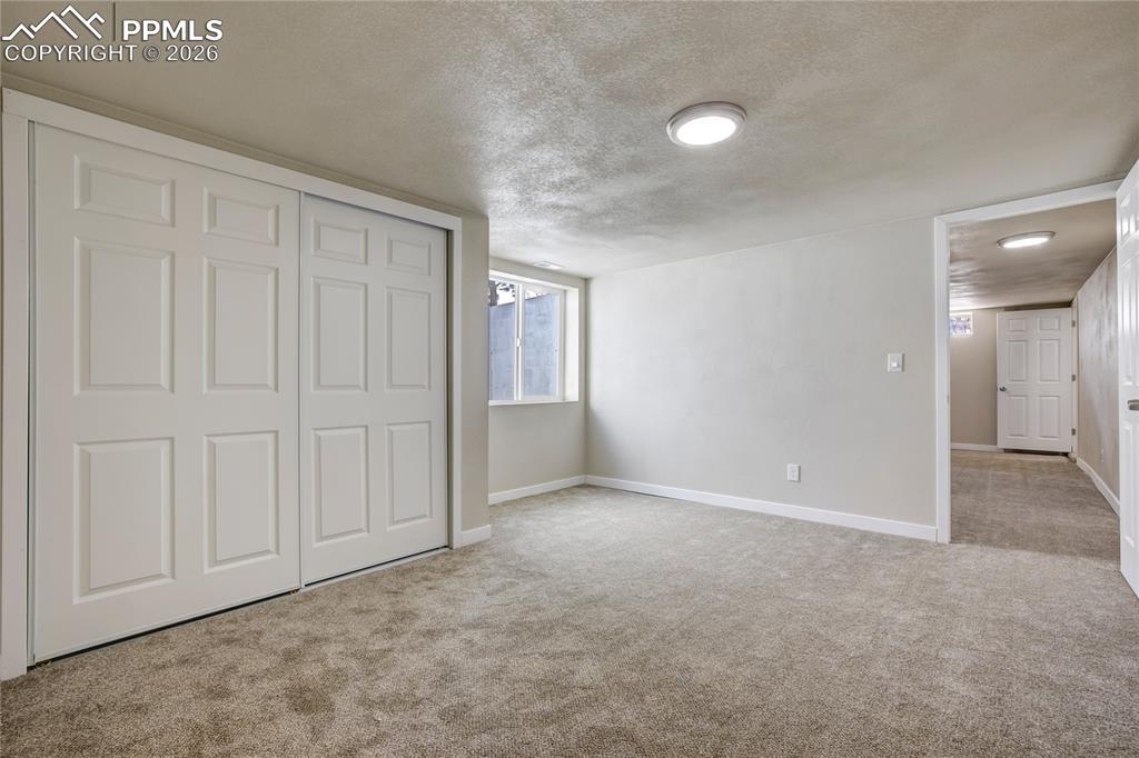 Image 22 of 35: Bedroom