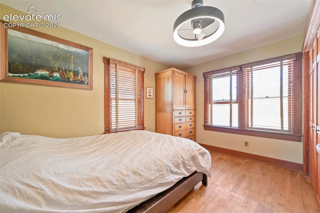 Image 13 of 36: Spacious Primary bedroom located to the rear of the home... close onsuite!