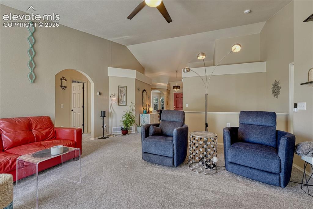 Image 9 of 50: Living Room
