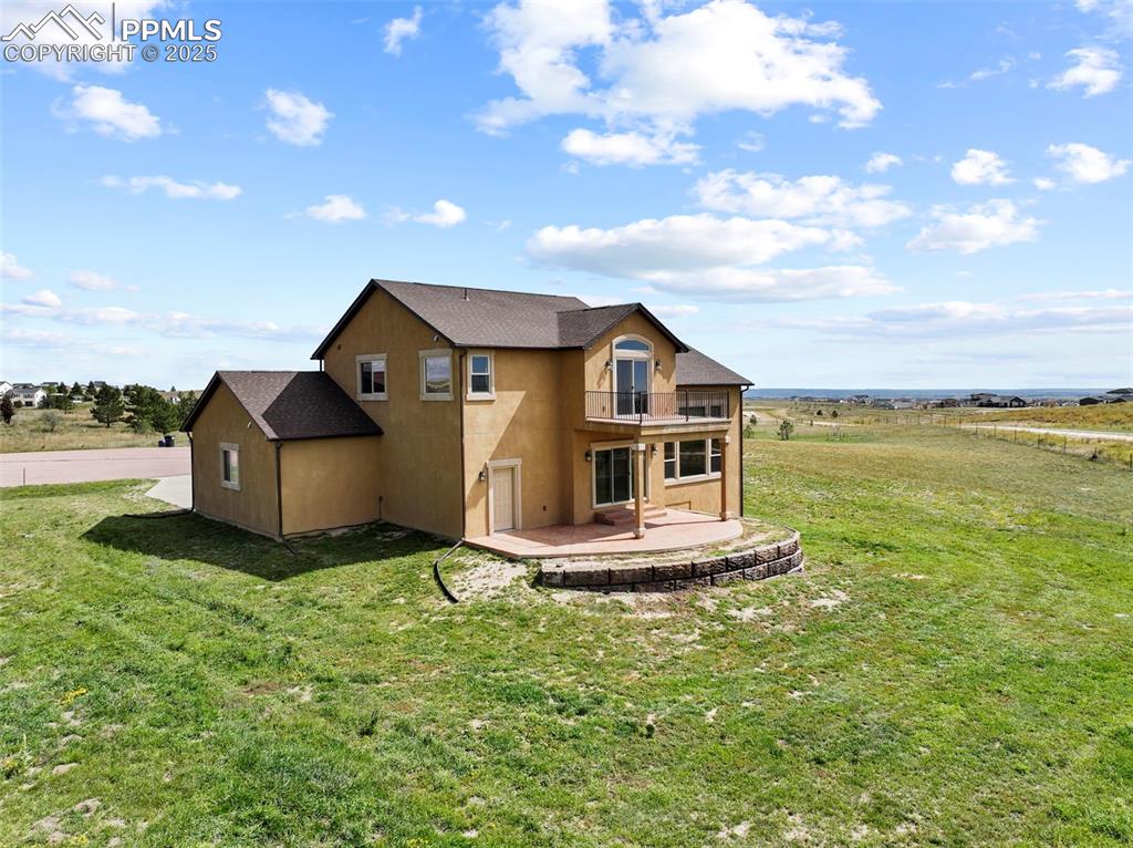 Image 43 of 50: Back of Structure