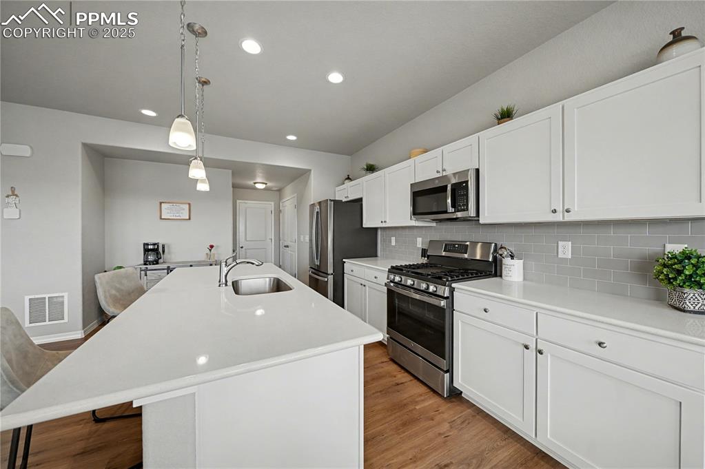 Image 8 of 38: Kitchen