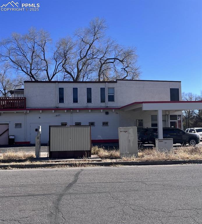 Caption: Front of Structure