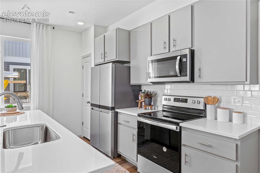Image 13 of 24: Photos of a model home
