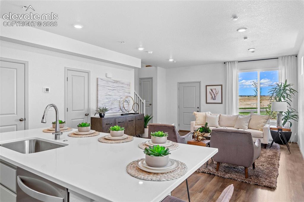 Image 15 of 24: Photos of a model home
