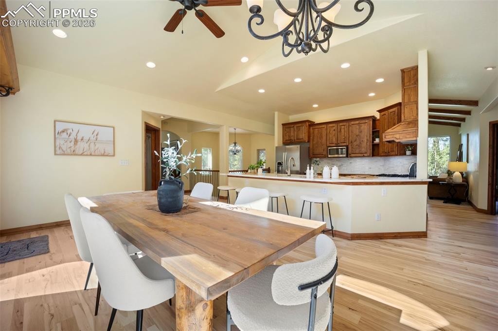 Image 7 of 49: Dining Area