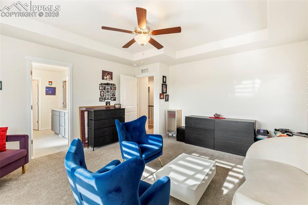 Image 24 of 36: Living Room