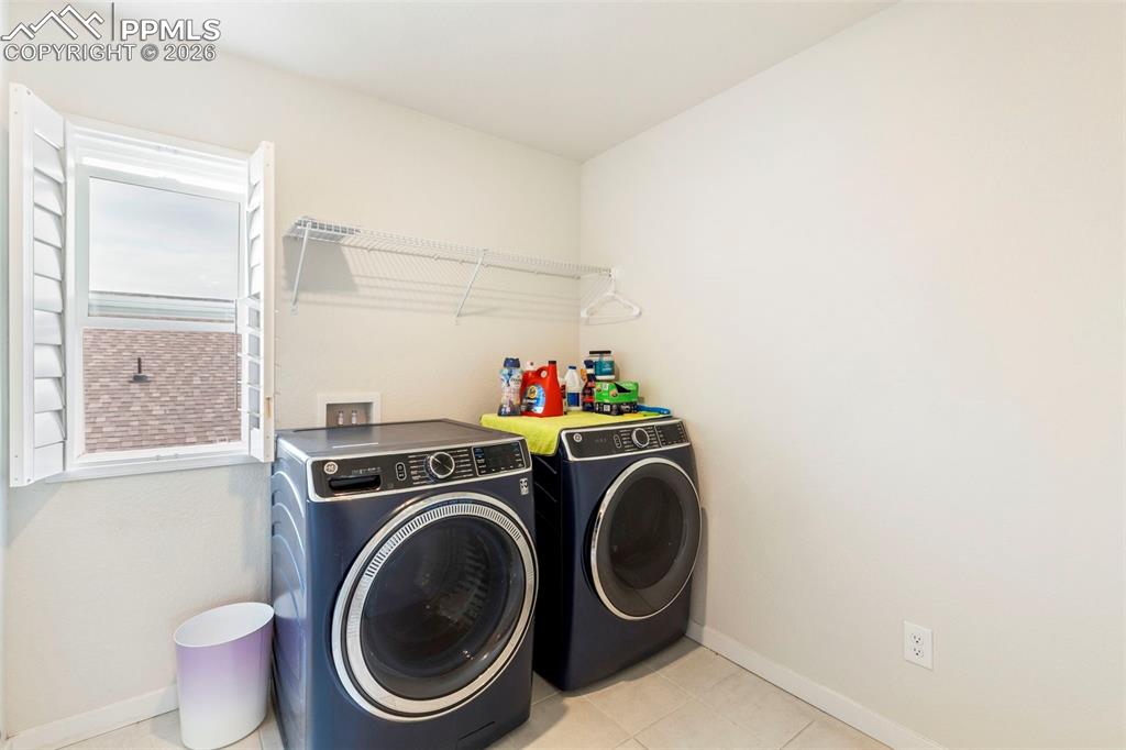 Image 30 of 36: Laundry