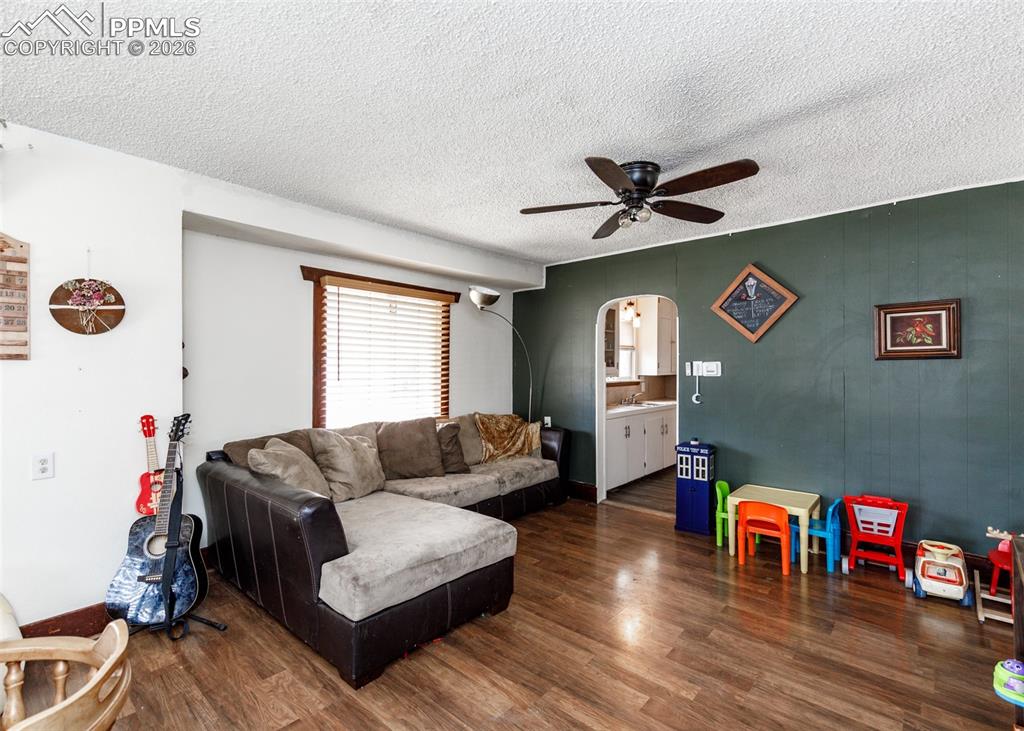 Image 10 of 42: Living Room