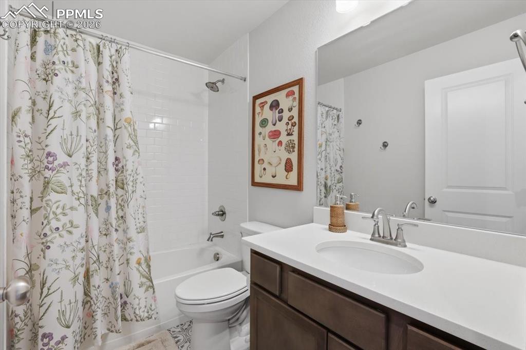 Image 23 of 40: Full bathroom upper level.