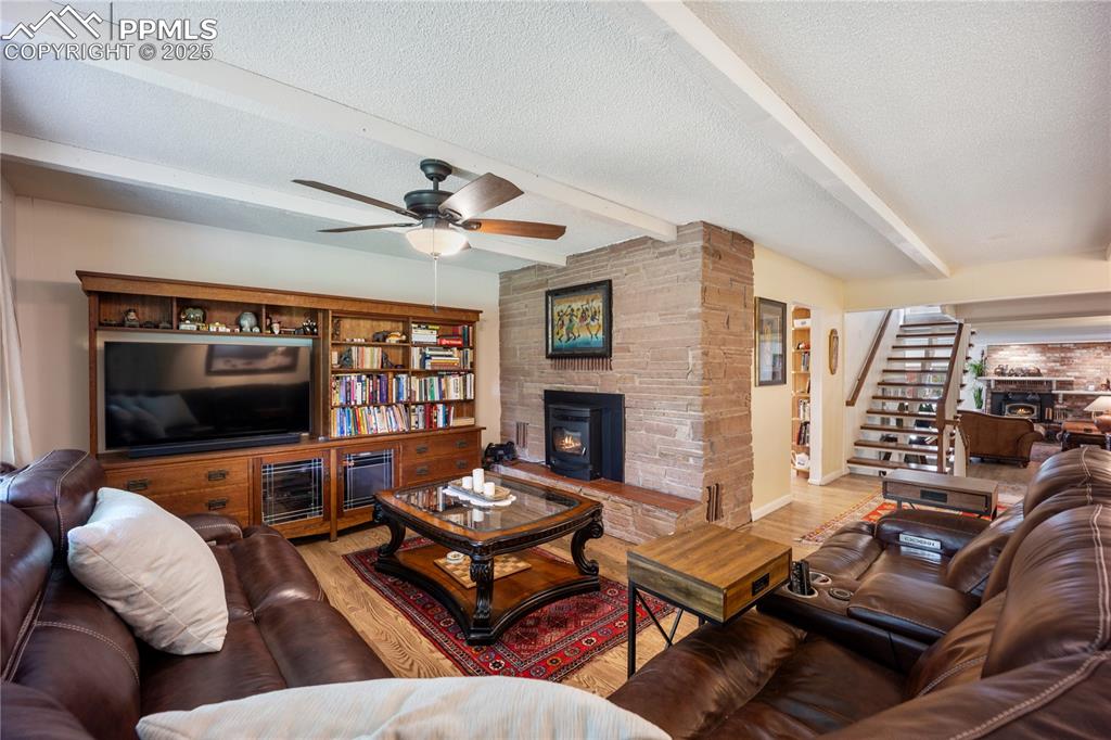 Image 11 of 50: Living Room