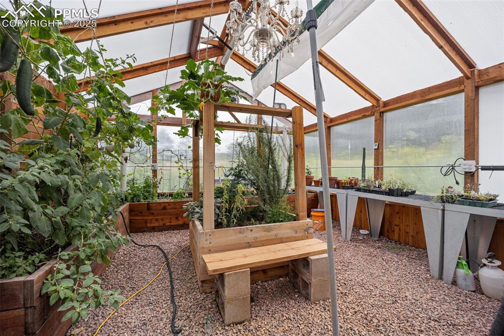 Image 47 of 50: Sun Room