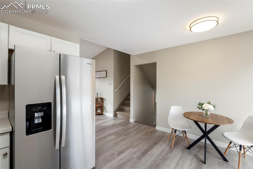 Image 11 of 39: Dining Area