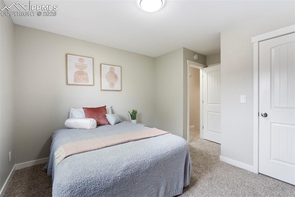 Image 34 of 39: Bedroom