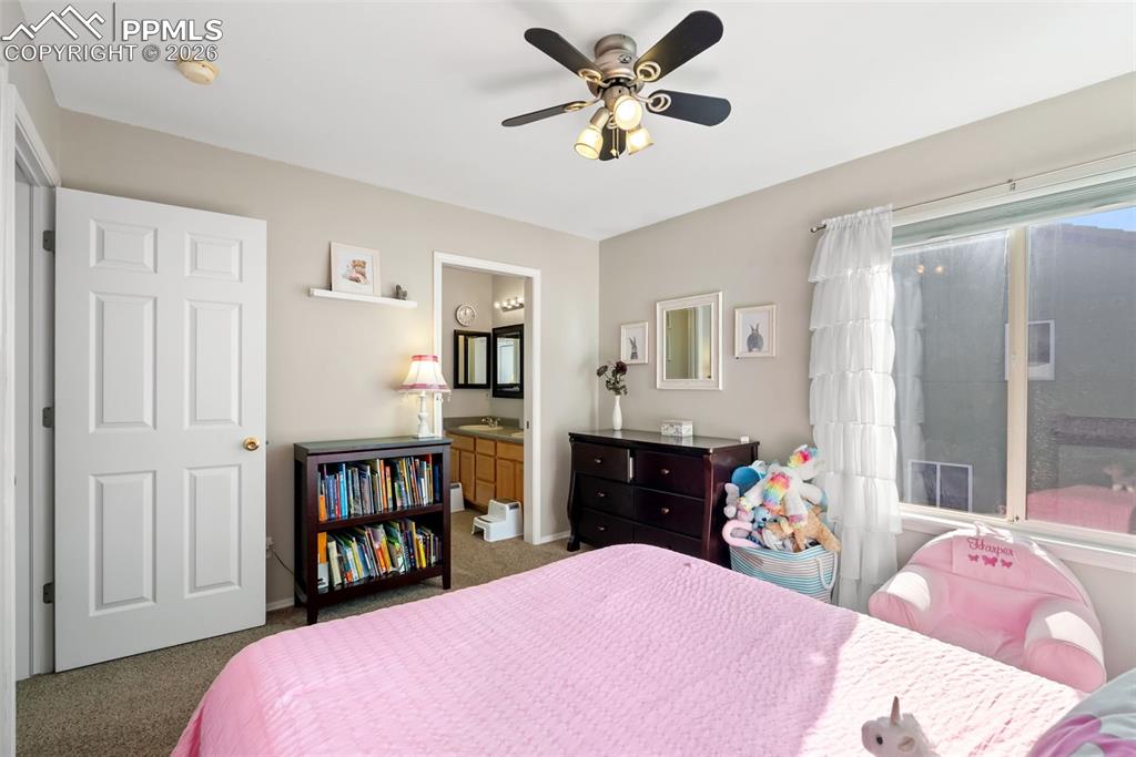 Image 29 of 46: Bedroom