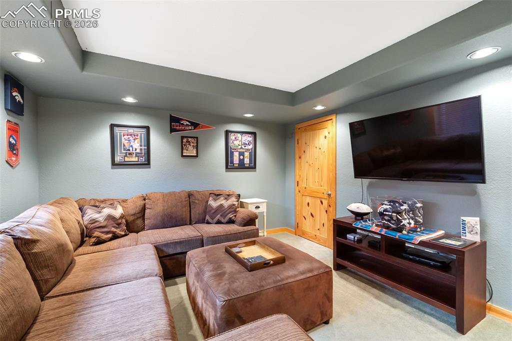 Image 40 of 46: Bedroom