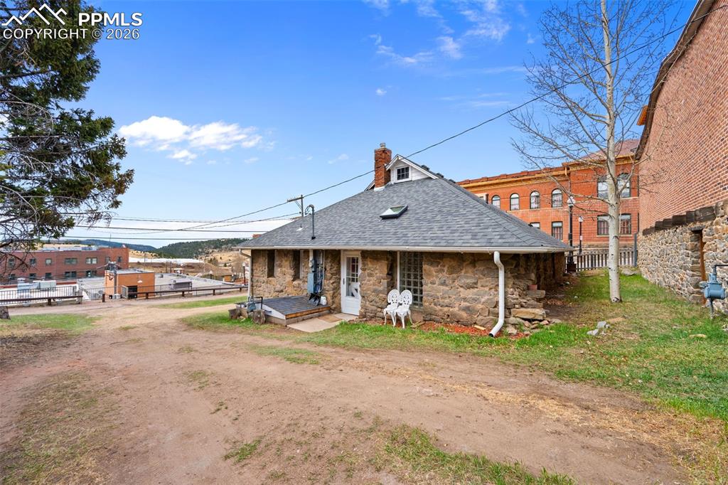 Image 19 of 25: Front of Structure