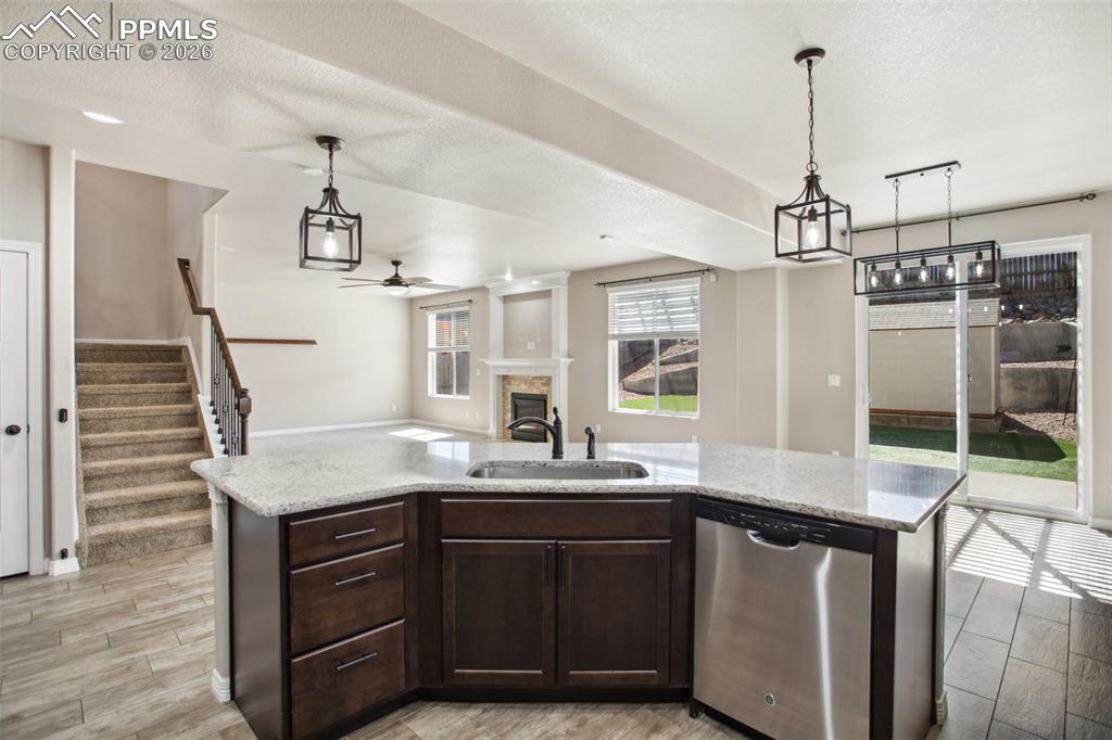 Image 8 of 24: Kitchen
