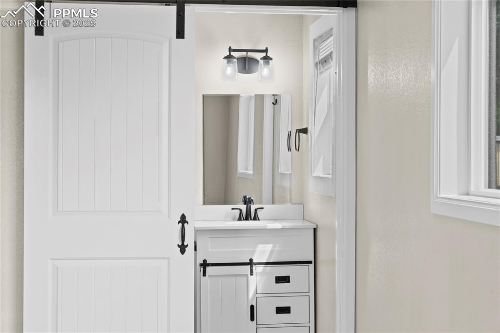 Image 19 of 50: Master Bathroom