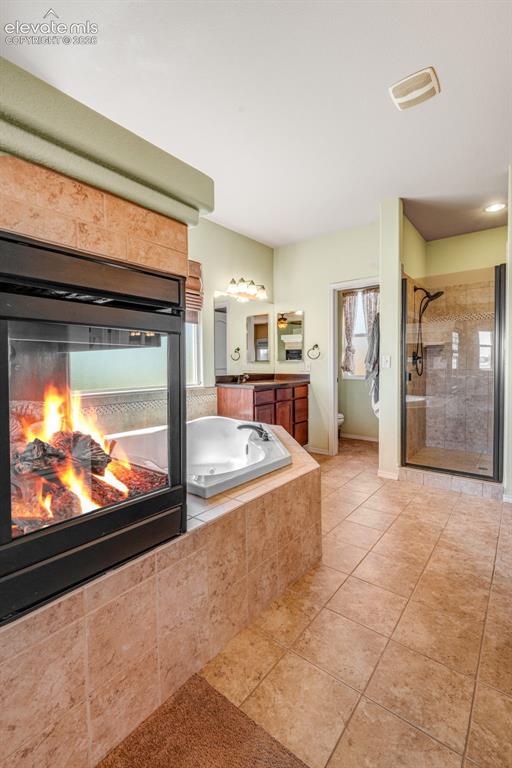 Image 12 of 40: Master Bathroom