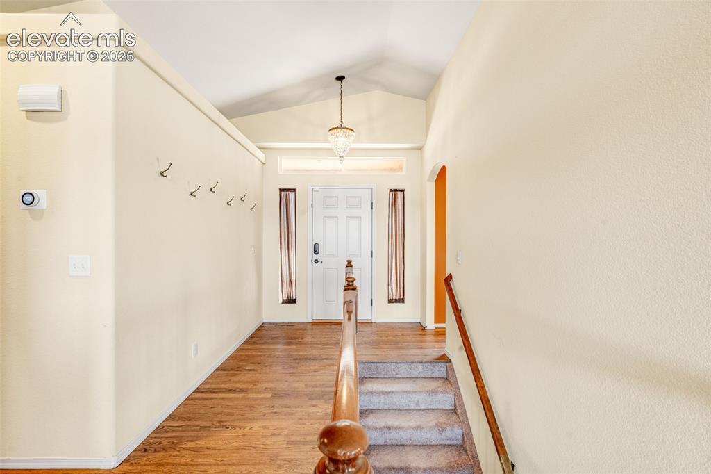 Image 15 of 40: Entrance Foyer