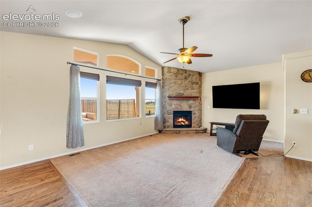 Image 7 of 40: Living Room