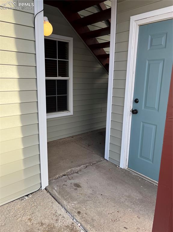 Image 2 of 7: Storage closet is convenient right outside front door