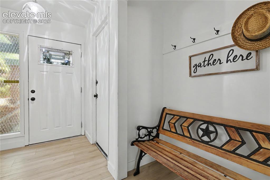 Image 4 of 40: Entrance Foyer