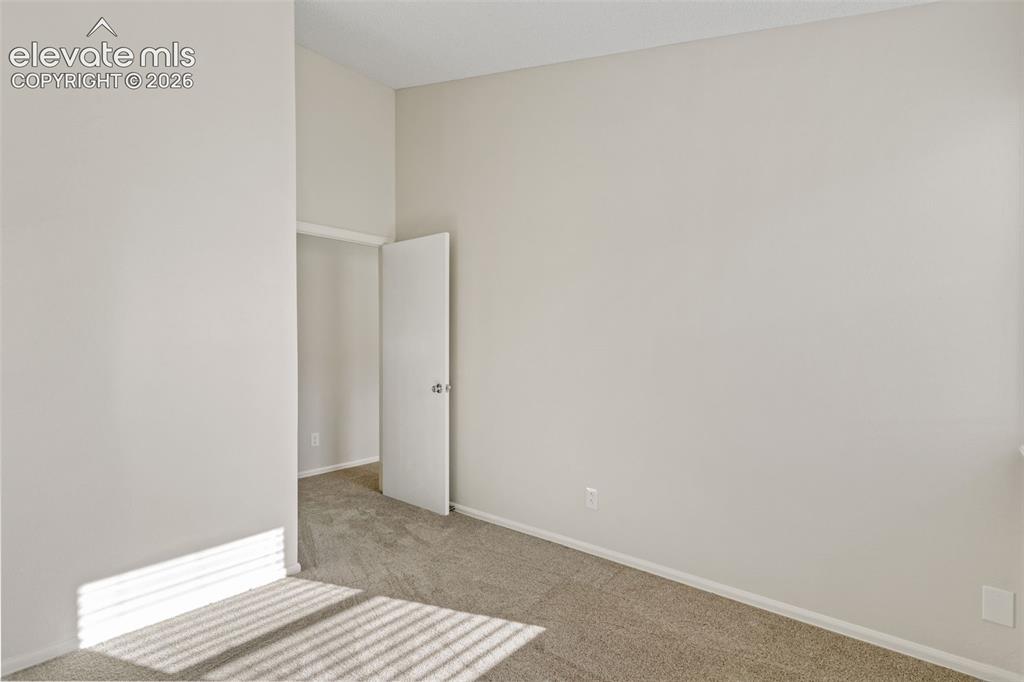 Image 21 of 29: Bedroom