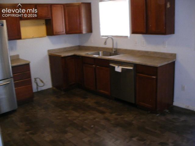 Image 9 of 44: Kitchen