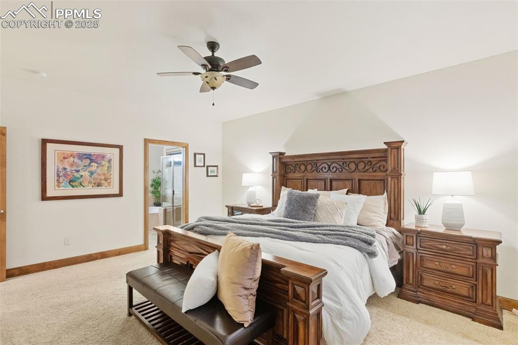 Image 27 of 47: Bedroom