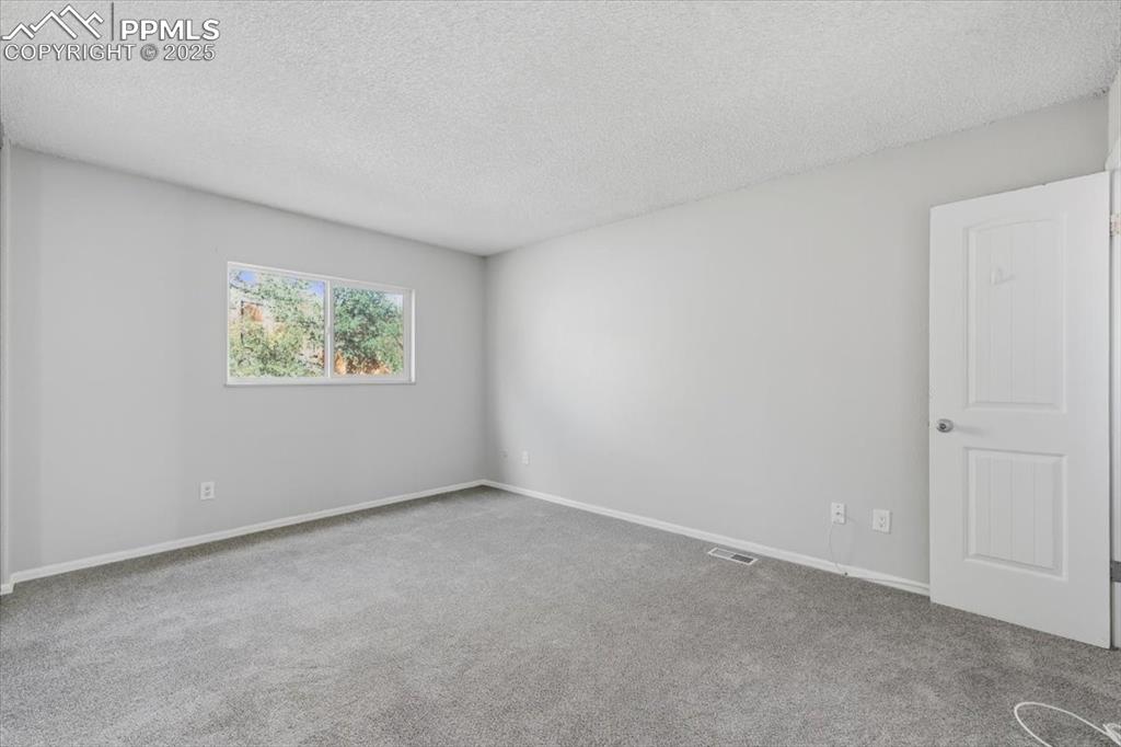 Image 27 of 47: Primary bedroom.