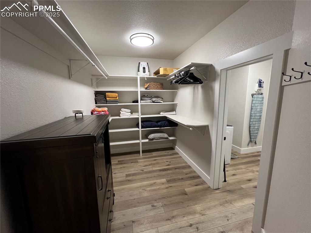 Image 10 of 37: Closet