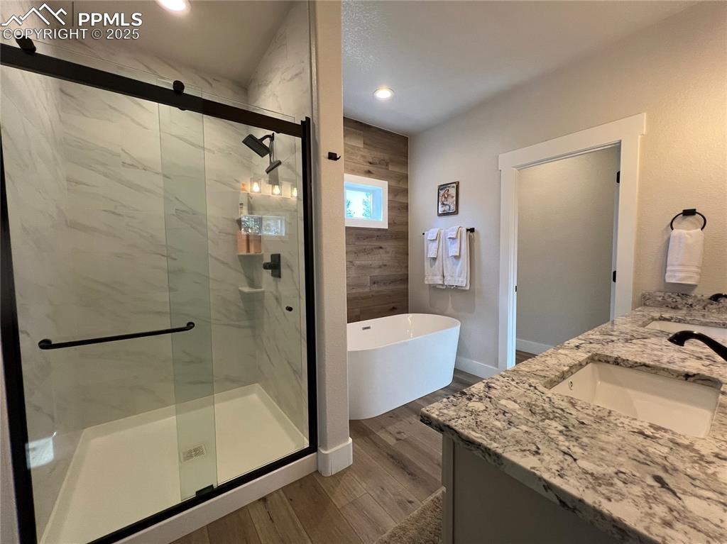 Image 12 of 37: Bathroom