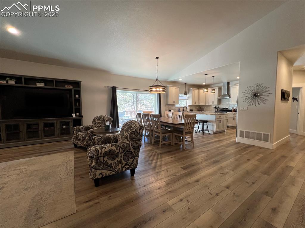 Image 21 of 37: Living Room