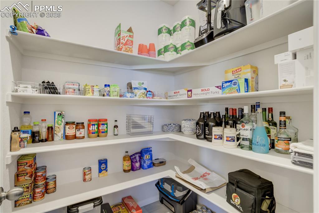 Image 10 of 32: Pantry