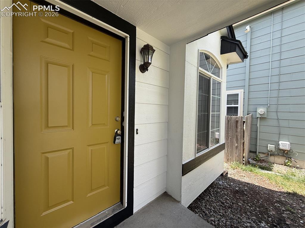 Image 5 of 42: Entry