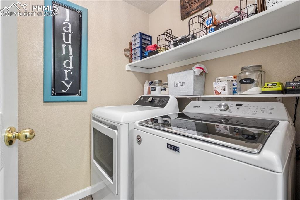 Image 14 of 36: Laundry