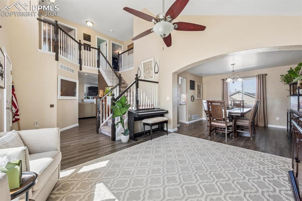 Image 3 of 36: Living Room