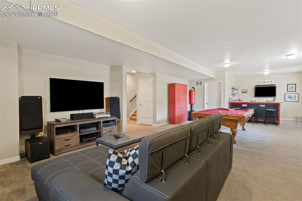 Image 22 of 42: Living Room