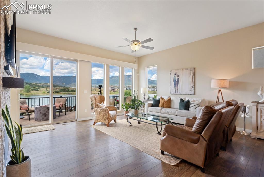 Image 4 of 42: Living Room