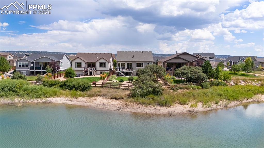 Image 42 of 42: Back of Structure